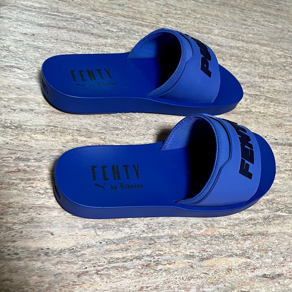 Fenty Puma by Rihanna Royal blue surf slides - Picture 4 of 16